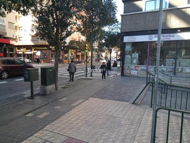 Garaje en venta en Zaragoza, Ciudad Jardín - Parque Roma photo 0