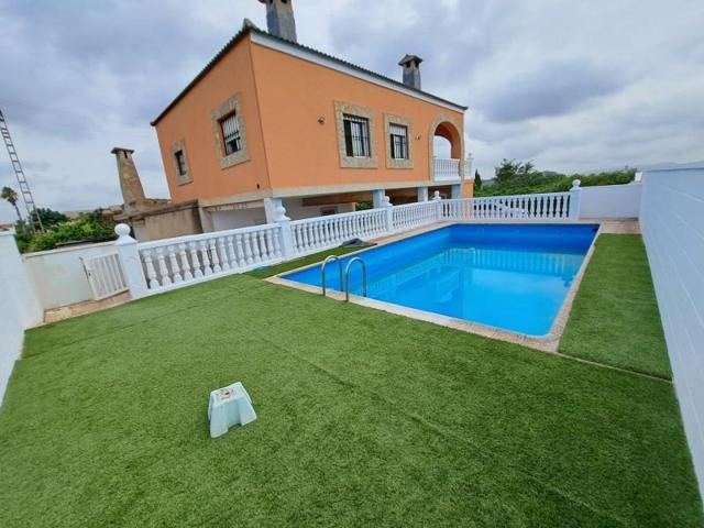 Chalet en alquiler en Corbera, Pla de Montserrat photo 0