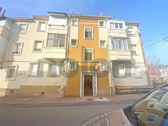 Piso en venta en Cistierna, Las Montañas photo 0