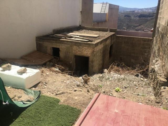 Parcela en venta en Las Palmas de Gran Canaria, Ladera Alta photo 0