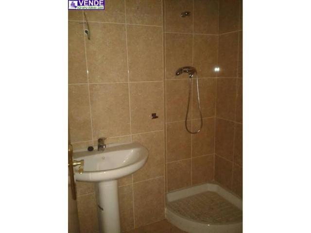 Local comercial en venta en Almansa, Almansa photo 0