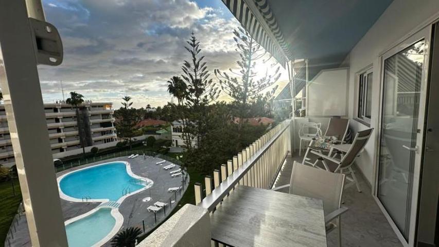 Apartamento en venta en San Bartolomé de Tirajana, Playa del Inglés photo 0