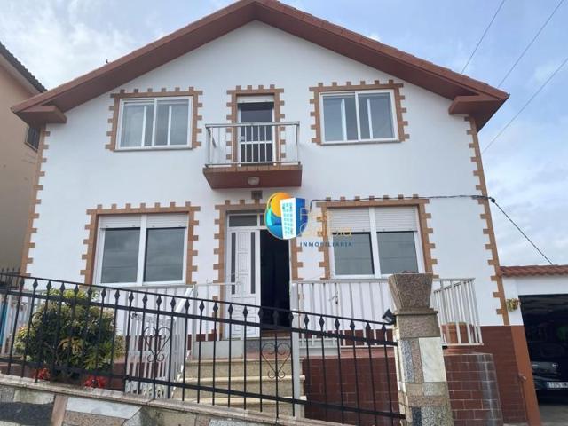 Casa en venta en Porto do Son, Portosin photo 0