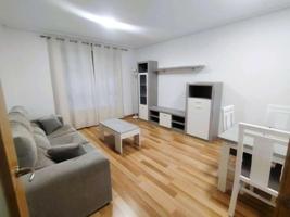Apartamento en alquiler en Valdepeñas, Calle Balbuena photo 0