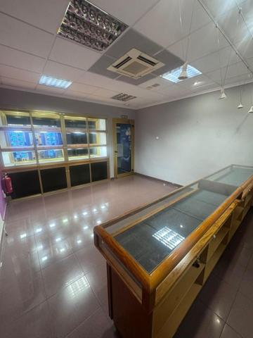 Local comercial en alquiler en Reus, Centre photo 0