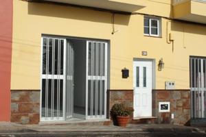 Local comercial en alquiler en Arico, Arico Alto photo 0