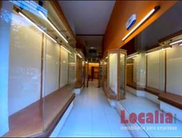 Local comercial en alquiler en Torrelavega, Calle Conde Torreanaz, 39300 photo 0