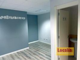 Oficina en alquiler en Torrelavega, Calle Julián Ceballos, 39300 photo 0