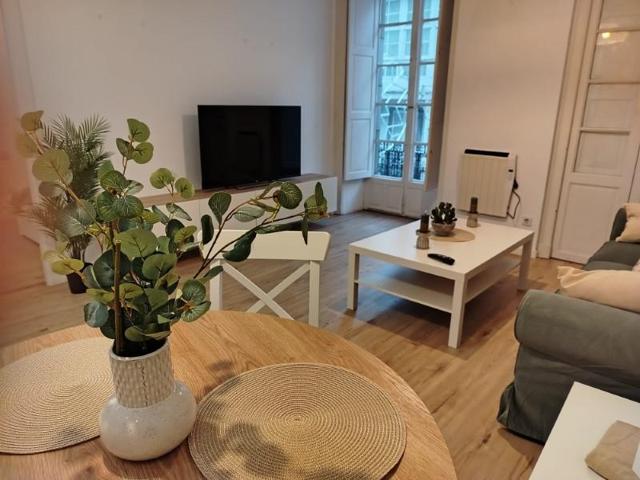 Piso en alquiler en Ferrol photo 0