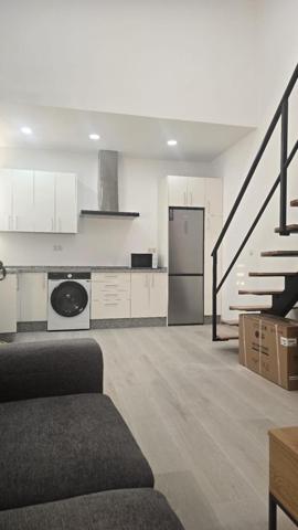 Atico Duplex en alquiler en Málaga, Puerto de la Torre photo 0