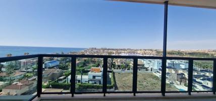 Apartamento en alquiler en Torrevieja photo 0