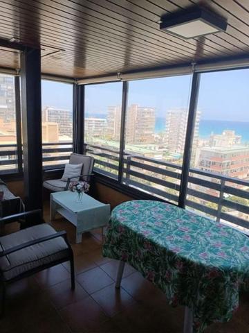 Piso en alquiler en Alicante, L'Alacantí photo 0