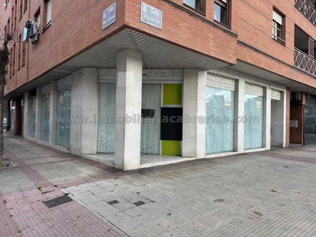 Local comercial en alquiler en Logroño, La Estrella photo 0