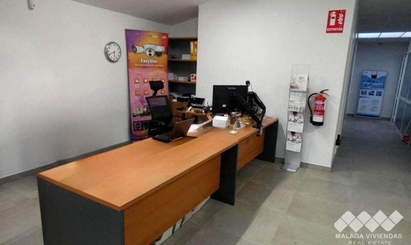 Nave industrial en alquiler en Alhaurín de la Torre, Calle Santa María, 29130 photo 0