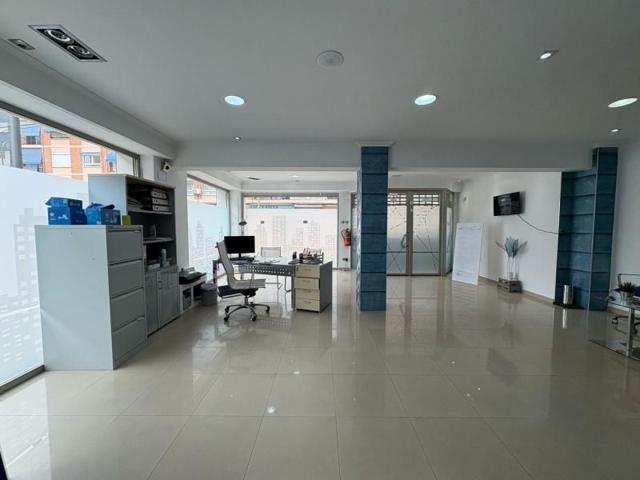 Local comercial en alquiler en Quart de Poblet, Avda. Sant Onofre photo 0