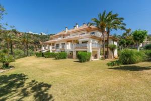 Apartamento en alquiler en Marbella photo 0
