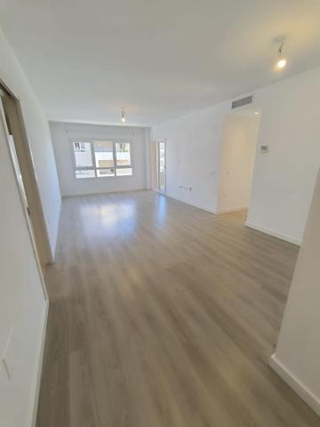 Piso en alquiler en Marbella, Marbella photo 0