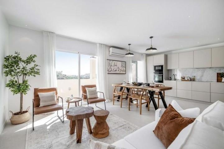 Aticos en alquiler en Benahavís, Benahavis photo 0