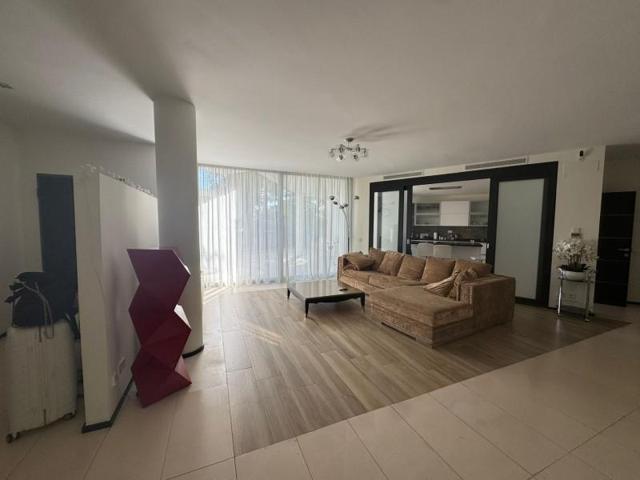 Casa en alquiler en Marbella, Marbella photo 0