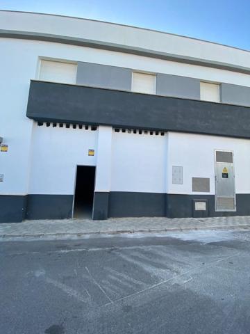Local comercial en venta en Pilas, PILAS photo 0