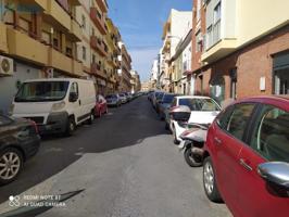 Local comercial en venta en Huelva, Isla Chica photo 0