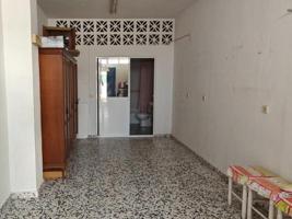Local comercial en venta en San Fernando, Centro photo 0