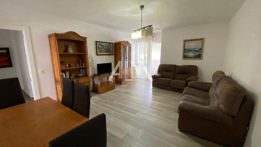 Piso en venta en Manzanares, Centro photo 0