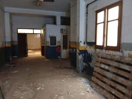 Local comercial en venta en Nules, Nules photo 0