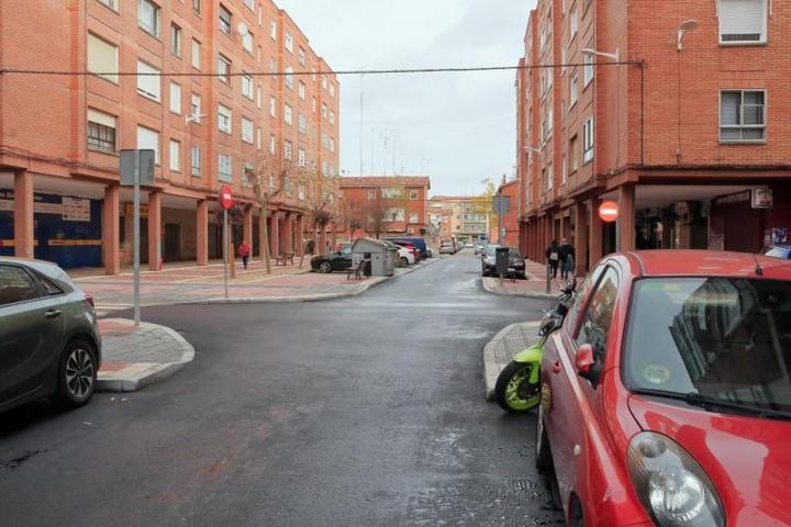 Piso en venta en Valladolid, Pajarillos photo 0