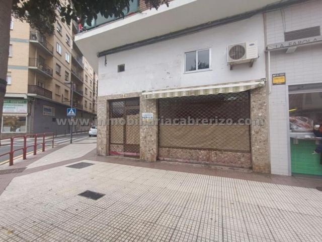 Local comercial en venta en Logroño, Centro photo 0