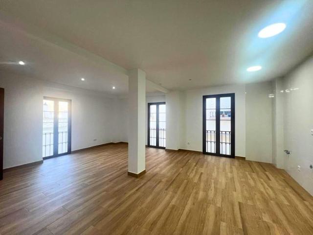 Piso en venta en Ubrique, Centro photo 0