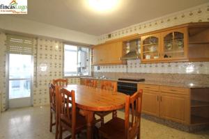 Piso en venta en Lugo, Avenida de la Coruña photo 0