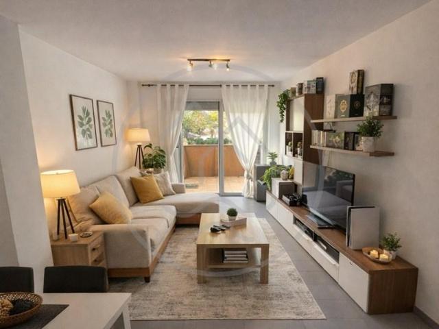 Piso en venta en Calonge photo 0