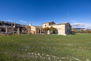 Casa con terreno en venta en Baza, Andalucia photo 0