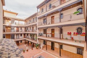 Piso en venta en Zubia, Centro photo 0