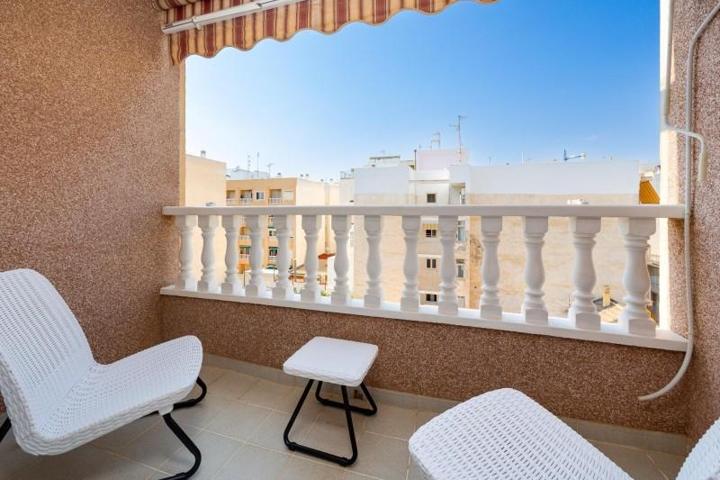 Apartamento en venta en Torrevieja, Playa del cura photo 0