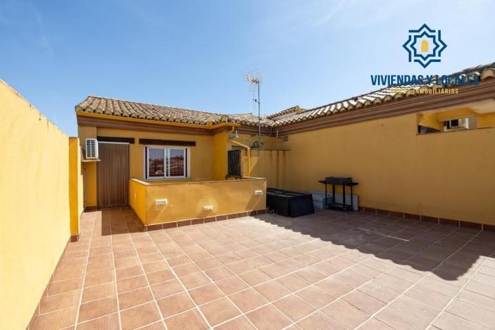 Aticos en venta en Zubia, Zubia La photo 0