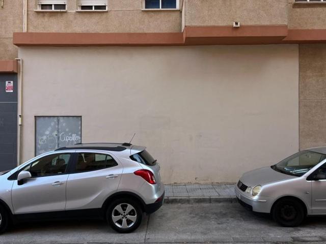 Local comercial en venta en San Fernando, El Carmen photo 0