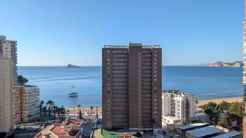 Apartamento en venta en Benidorm, Levante photo 0