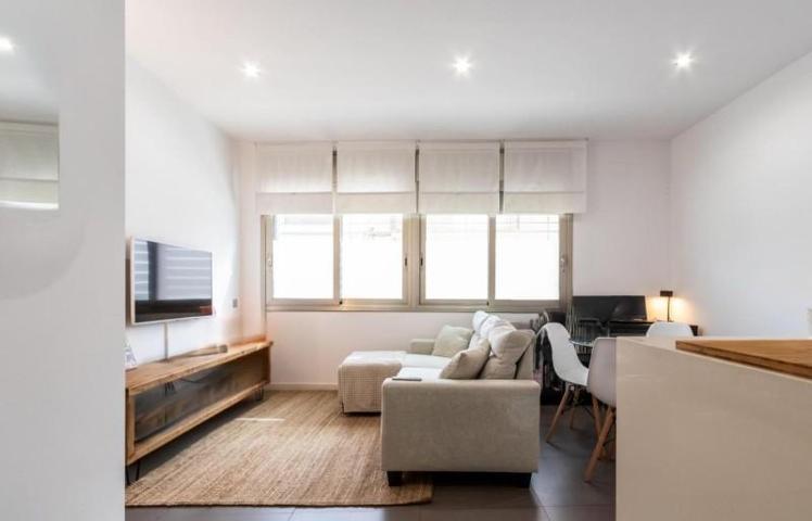 Piso en venta en Terrassa, Carrer d'Emili Badiella, 08225 photo 0