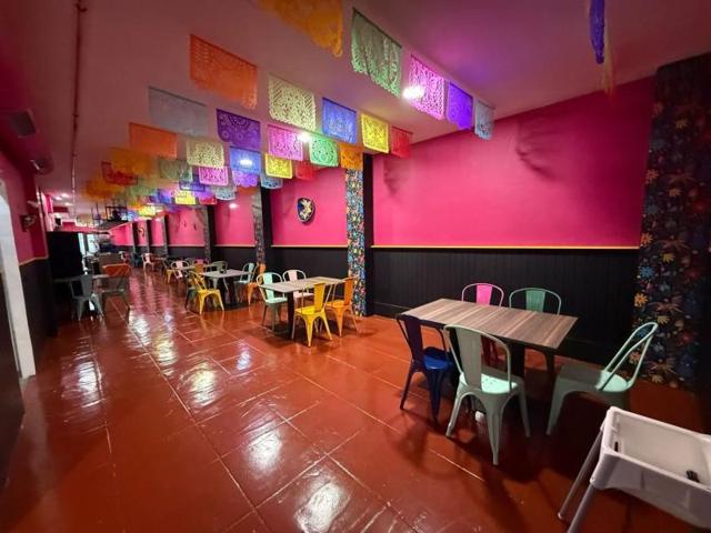 Local comercial en venta en Oviedo, Centro - Rosal photo 0