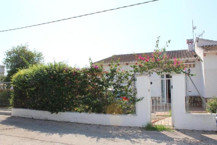 Chalet en venta en Oliva, Oliva, Zona de - Oliva photo 0