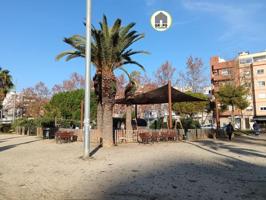 Planta baja en venta en Cornellà de Llobregat, Riera photo 0