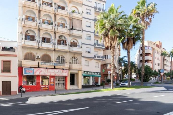 Piso en venta en Motril, Motril pueblo photo 0