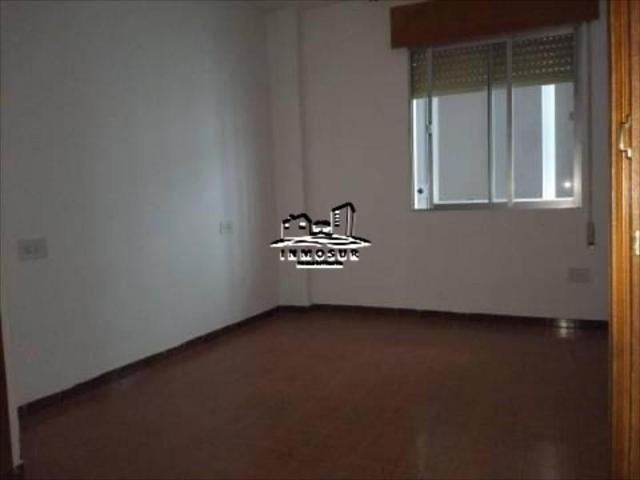 Piso en venta en Lucena, Lucena photo 0