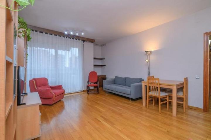 Piso en venta en Sant Adrià de Besòs, Centro photo 0