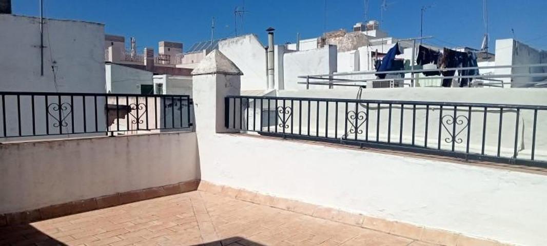 Bungalow en venta en Cádiz, Cadiz photo 0