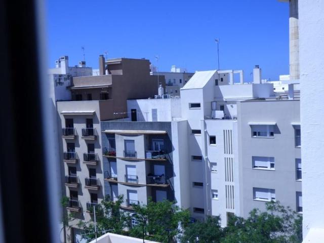 Piso en venta en Cádiz, Cadiz photo 0