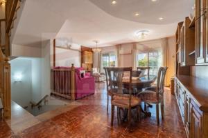 Adosada en venta en Reus, Avda. Pere Ceremonios photo 0