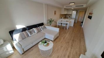 Piso en venta en Valencia, El Grau photo 0